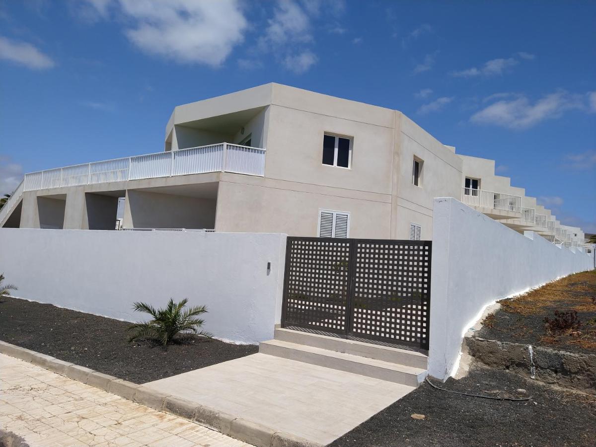 Apartment El Sueno - Great Sea Views - Infinity Pool - Free Wifi- Smart Tv-Residence Senator Costa Teguise Exteriör bild