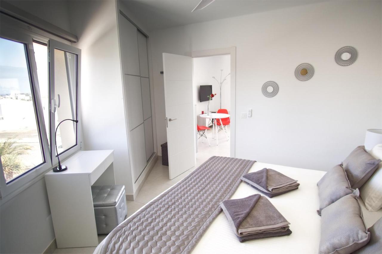 Apartment El Sueno - Great Sea Views - Infinity Pool - Free Wifi- Smart Tv-Residence Senator Costa Teguise Exteriör bild